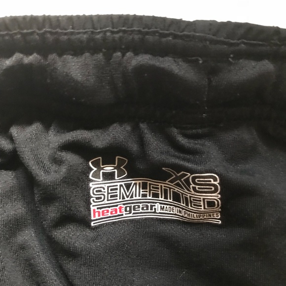 NWOT Under Armour Shorts - Picture 2 of 2
